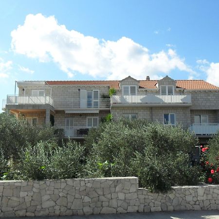 Apartments Lumbarda Beach Exterior foto