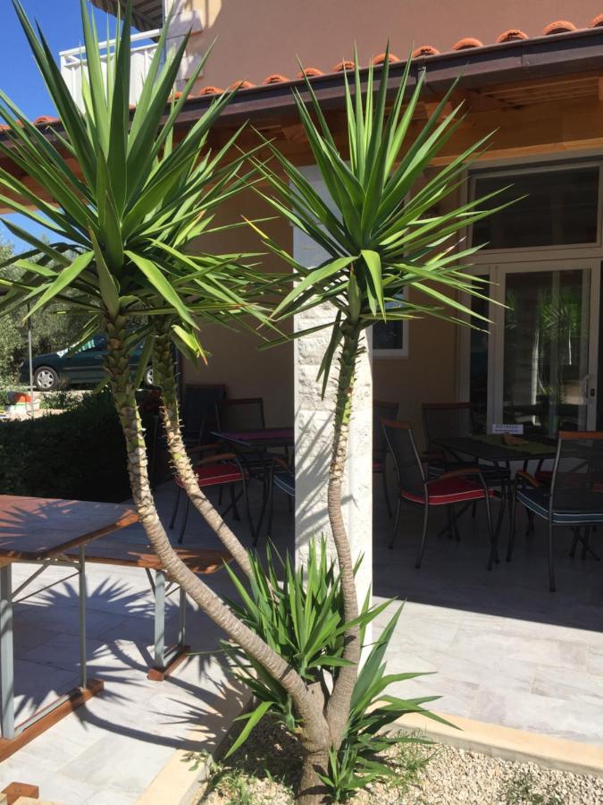 Apartments Lumbarda Beach Exterior foto